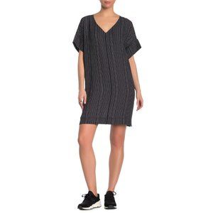 Novel Striped V-Neck Shift Dress - Brand New!!